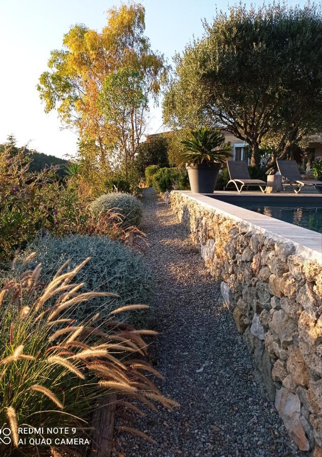 Castel'Lodge Le Beausset Εξωτερικό φωτογραφία