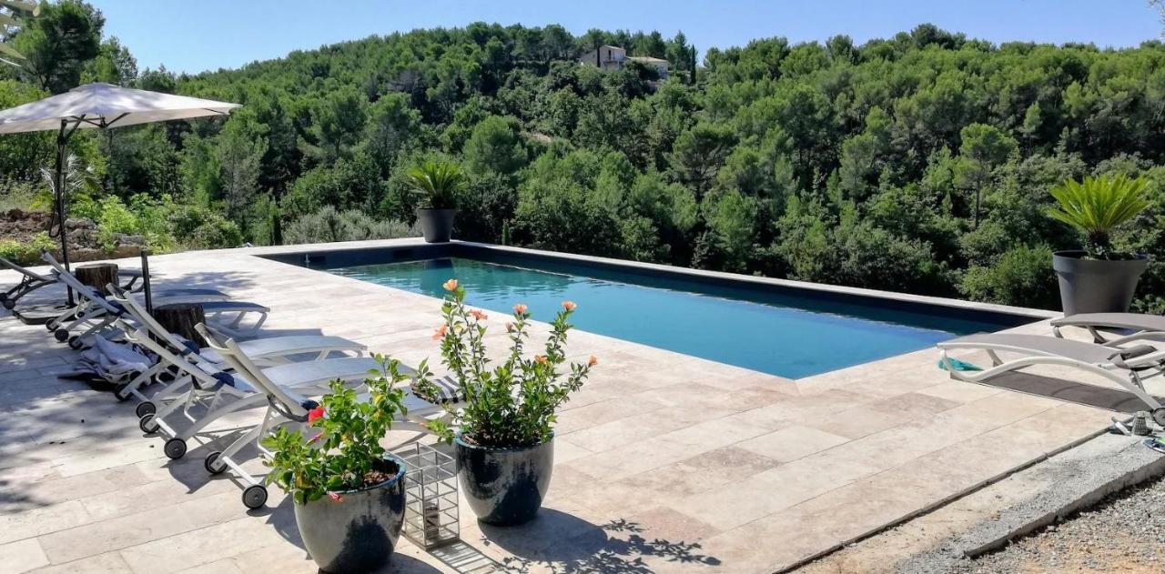 Castel'Lodge Le Beausset Εξωτερικό φωτογραφία