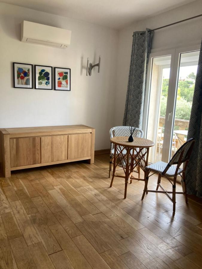 Castel'Lodge Le Beausset Εξωτερικό φωτογραφία